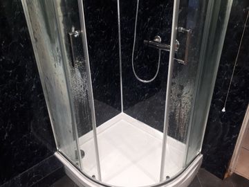 shower unit